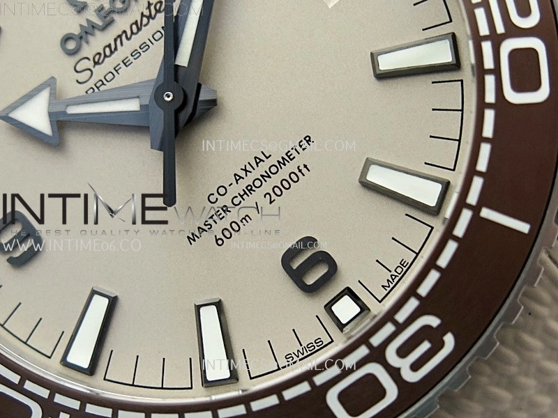 Planet Ocean 600M 43.5mm Bronze Color Ceramic Bezel SS VSF 1:1 Best Edition Sand-Blasted Beige Dial and Rubber Strap A8900